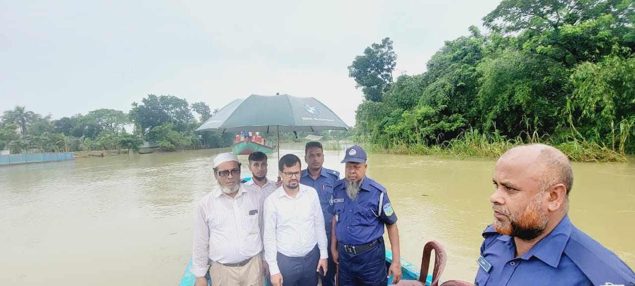 কলমাকান্দায় নদী থেকে অবৈধভাবে বালু উত্তোলন,  ৫০ হাজার টাকা জরিমানা