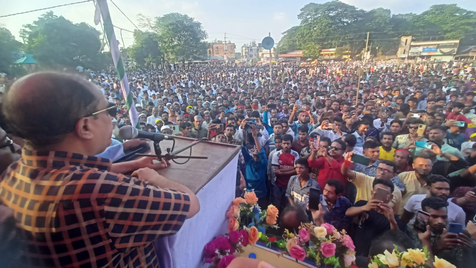 সুযোগ পেলে আপনাদের ঋণ বিনা পয়সায় পরিশোধ করবো