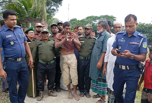 নেত্রকোনায় মন্দিরে আগুন দিতে গিয়ে জনতার হাতে হিন্দু যুবক আটক 